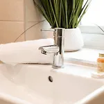 Lovely Flat On Bath Road - Flat 9 בריסטול