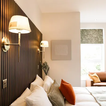 Lovely Flat On Bath Road - Flat 9 Apartmán *
