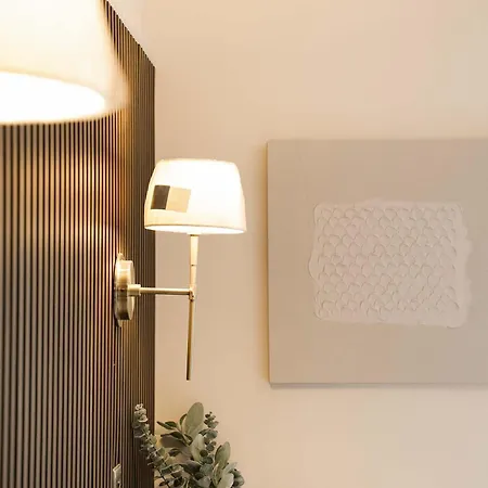 Lovely Flat On Bath Road - Flat 9 Apartment